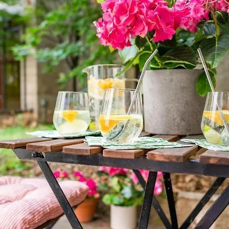 Garden Retreat By Downtown Rabbit Premium * بودابست