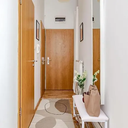 Garden Retreat By Downtown Rabbit Premium *