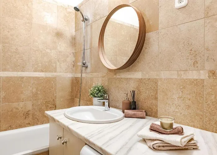 Downtown Rabbit Kazinczy13 *