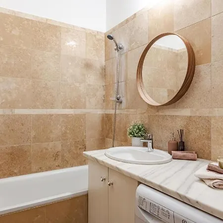 Garden Retreat By Downtown Rabbit Premium * Budapeşte
